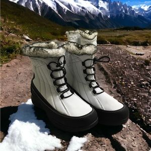 White Size 9W Totes Waterproof Boots with fur trim and side zipper